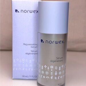 Norwex Rejuvenating Serum 1 Fl Oz NIB MSRP $69.99